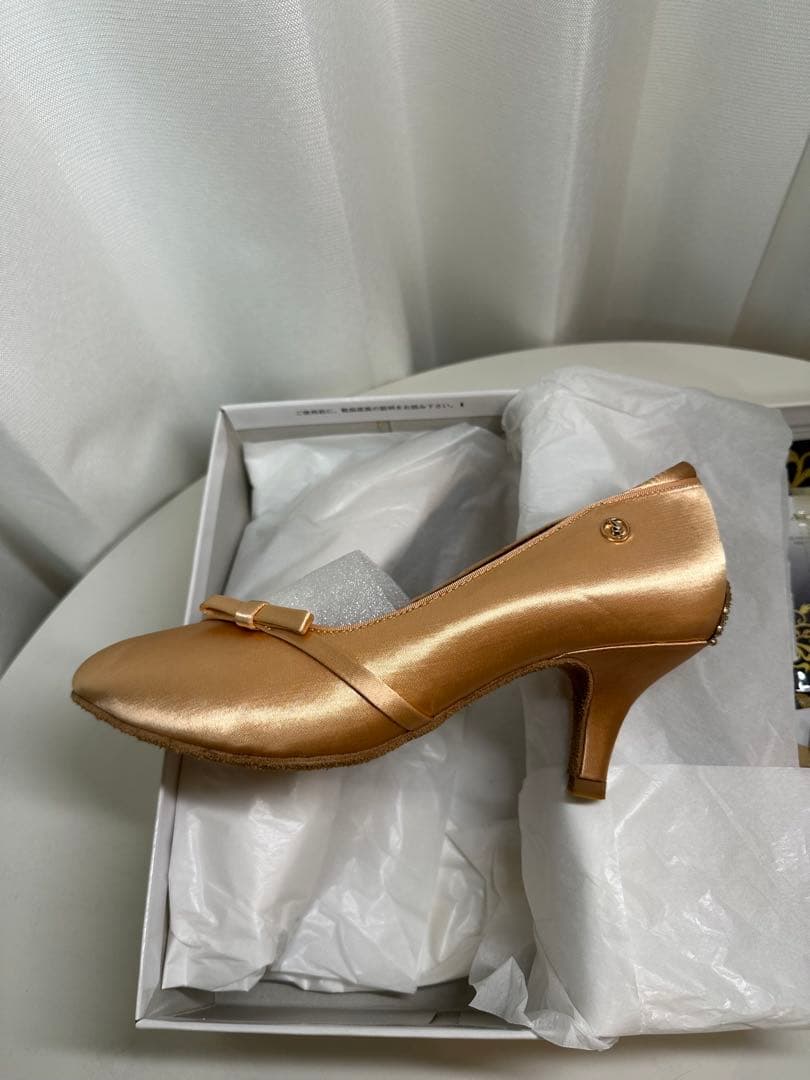 【新品】ADS社交ダンスシューズ 24.5cm 袋・ヒールカバー・靴底花子つき