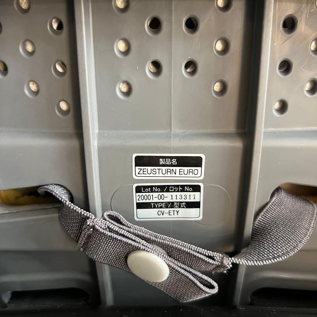 Combi コンビ ゼウスターン ユーロ チャイルド シート 回転式