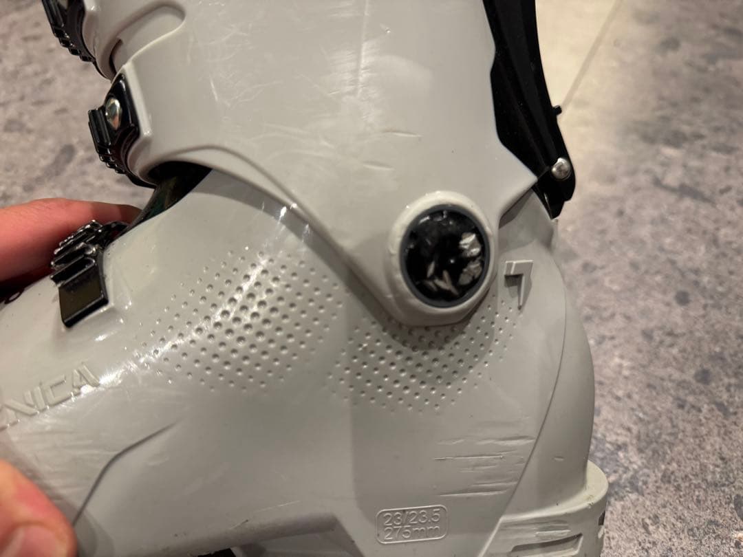 Tecnica Cochise pro 女性用スキー用ブーツ ライトグレー