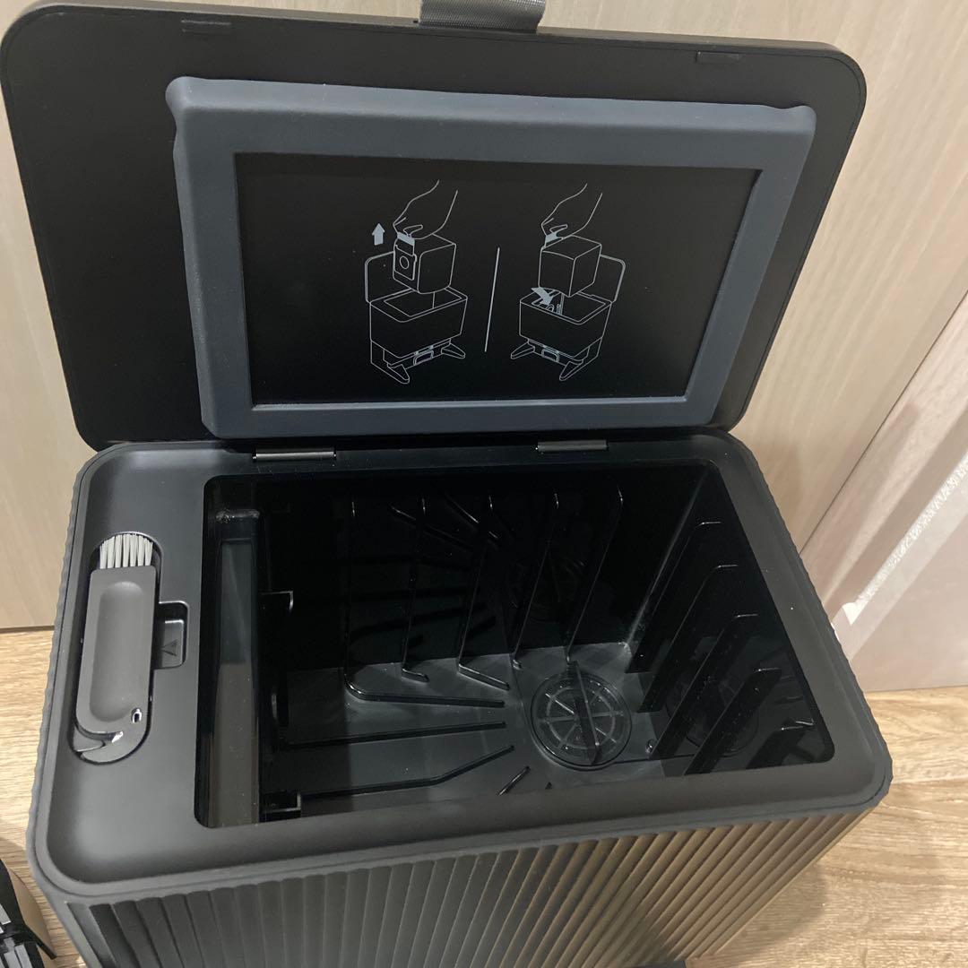 ロボット掃除機本体 黒 自動充電ドック付き