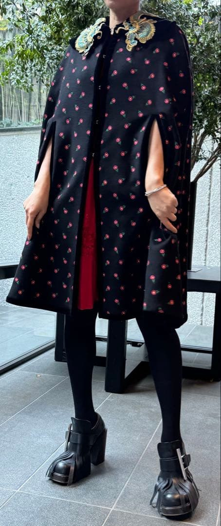 GUCCI 龍　刺繍　ポンチョ型コート