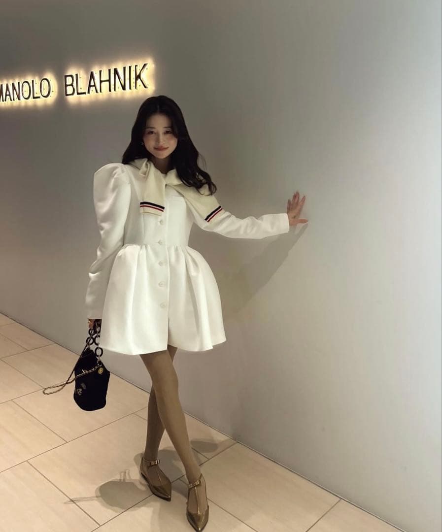 【新品未使用】Bibiy. パフスリーブミニワンピース ホワイト