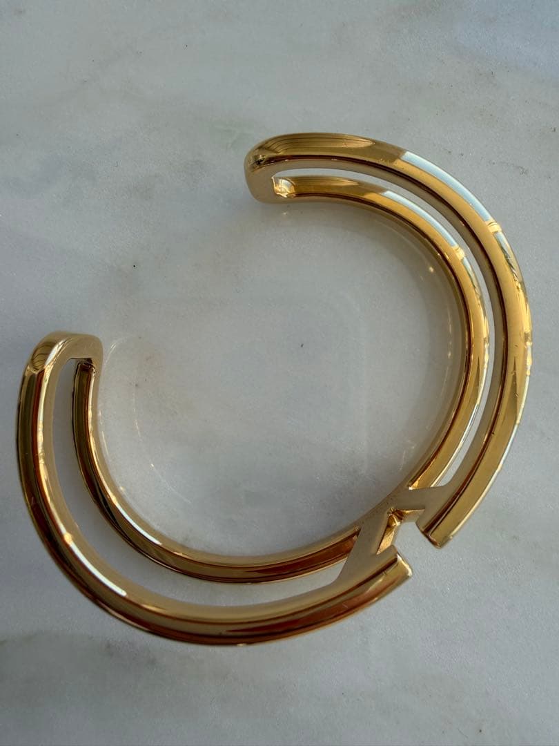 VALENTINO Vロゴ　シグネチャーメタルブレスレット　ヴァレンティノ