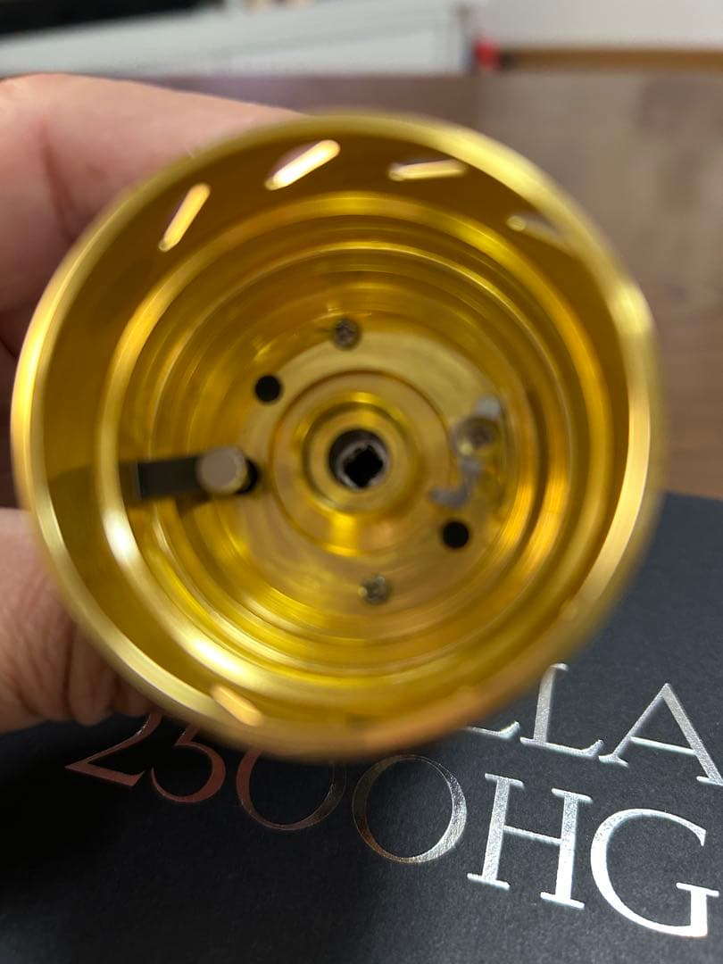 美品　シマノ 14 ステラ 2500HGS