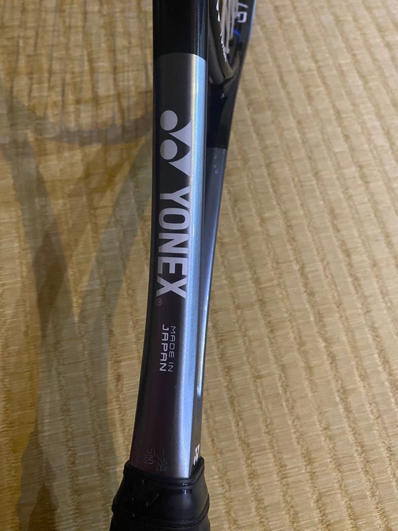 【ナノフォース8Vレブ】ヨネックス　ソフトテニスラケット　サイン入りケース付き