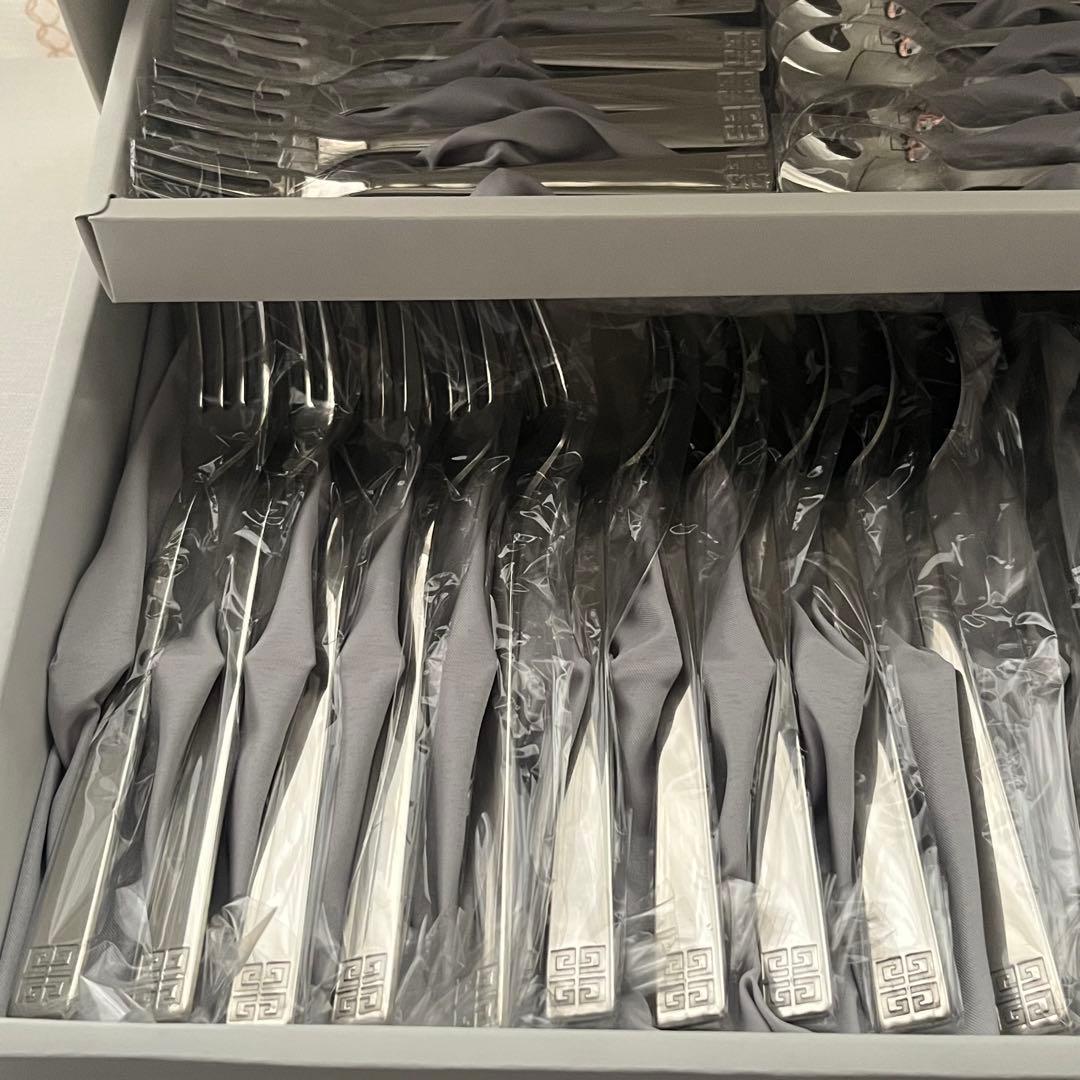 未使用品 GIVENCHY ジバンシー カトラリー 25本 お食事用 ジバンシィ