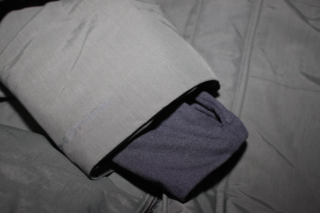 XLカーキ　アンダーアーマー 中綿入りロングコート　1369369 ベンチコート