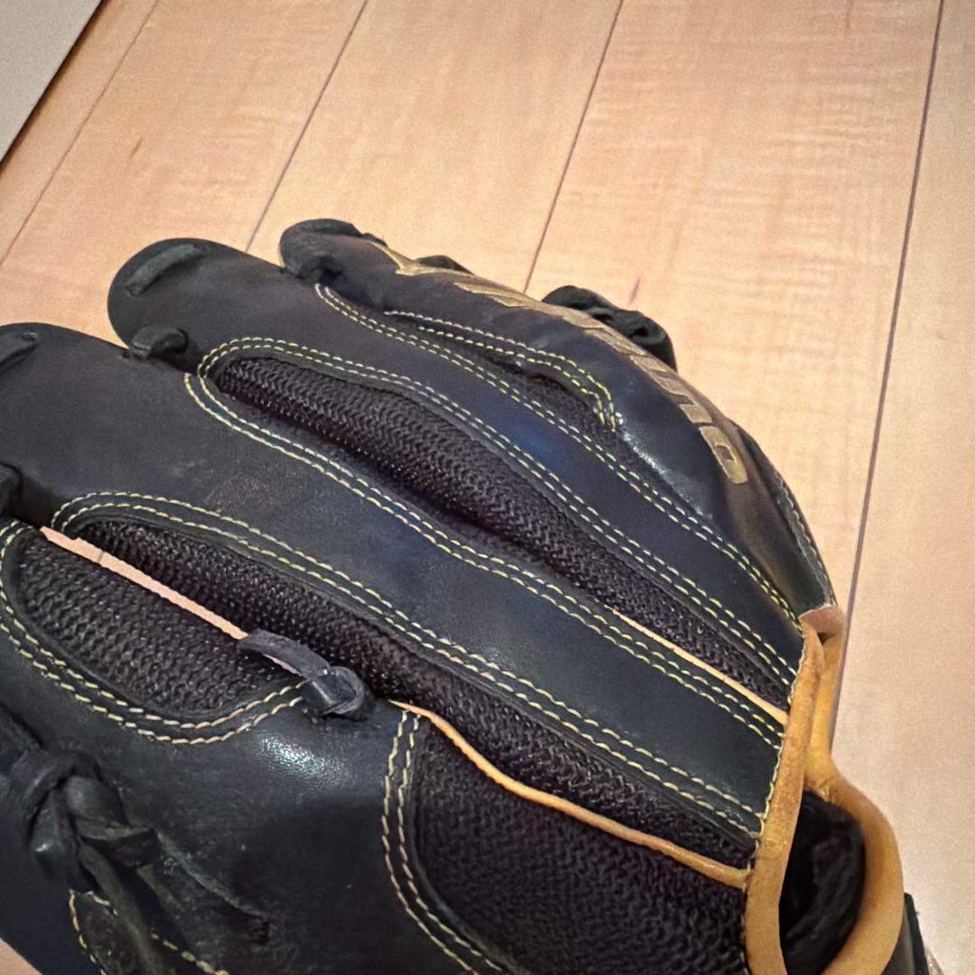 Mizuno ISA I 軟式グローブ ブラック/イエロー