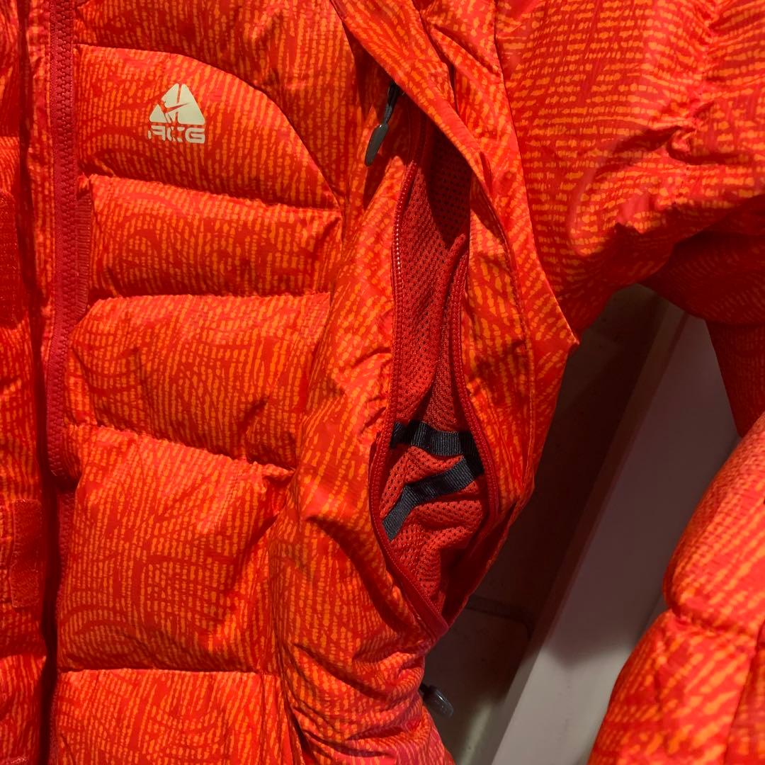 NIKE ACG ナイキ スノーウェア ダウンジャケット スノーボード 多機能