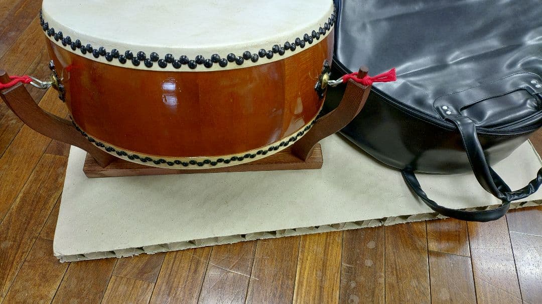 平太鼓　1尺4寸　カバン、台つき