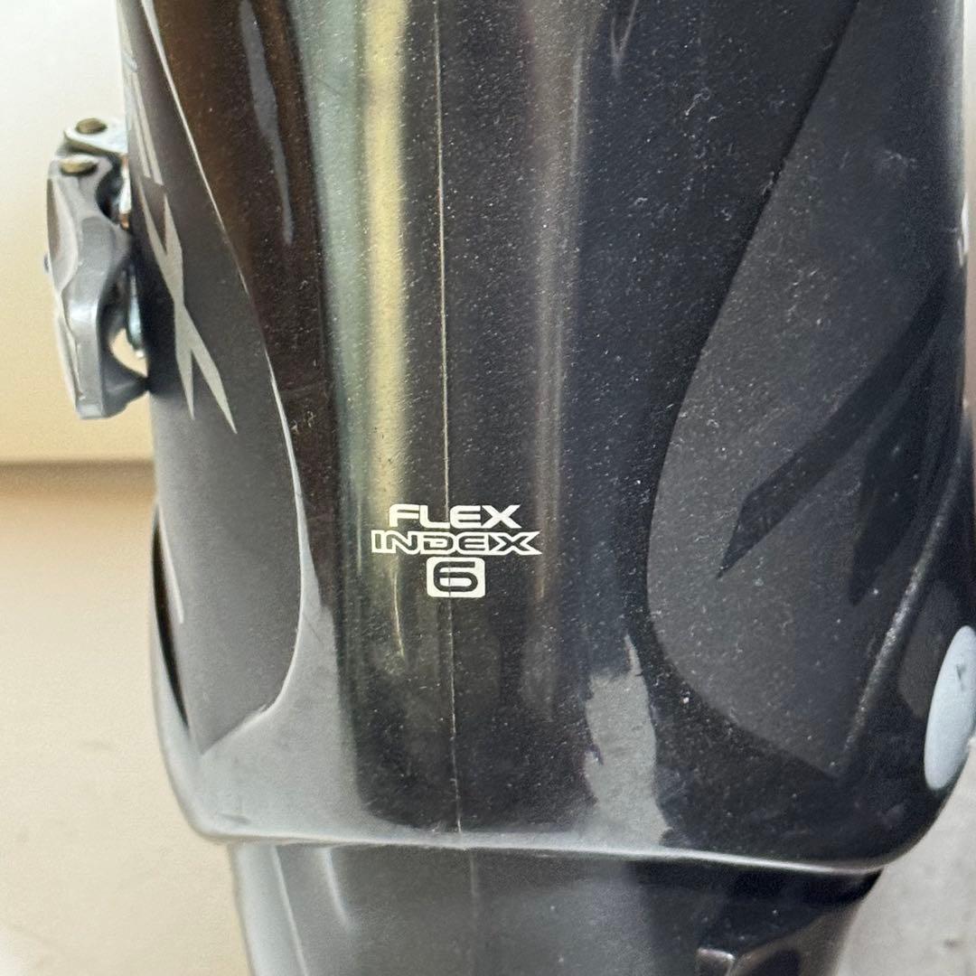 26-26.5CMスキーブーツPLUSACTION S5.5X黒色ブラック初心者