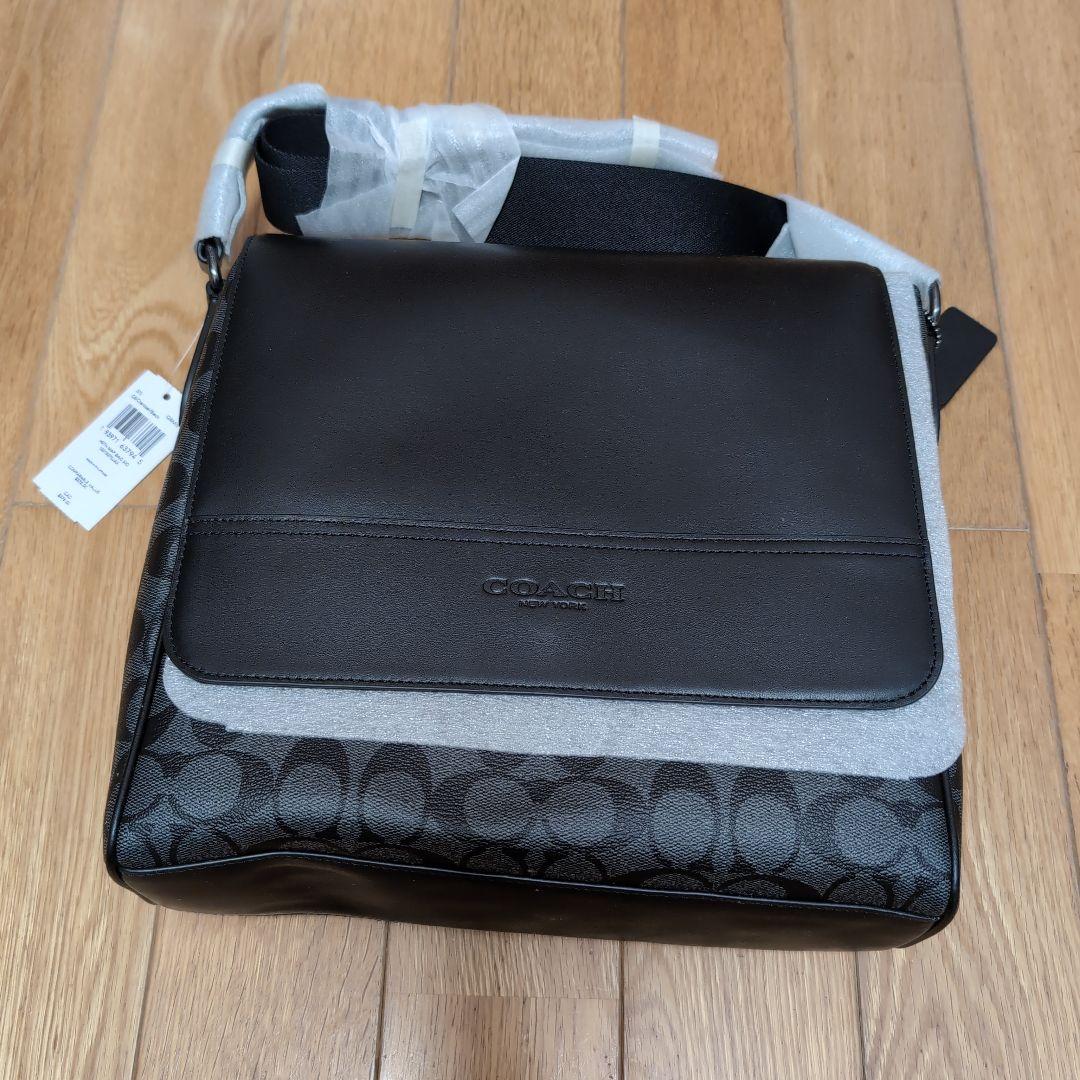 ショルダーバッグ　COACH