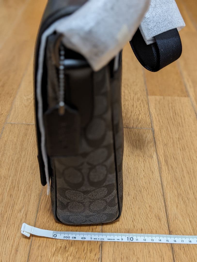 ショルダーバッグ　COACH