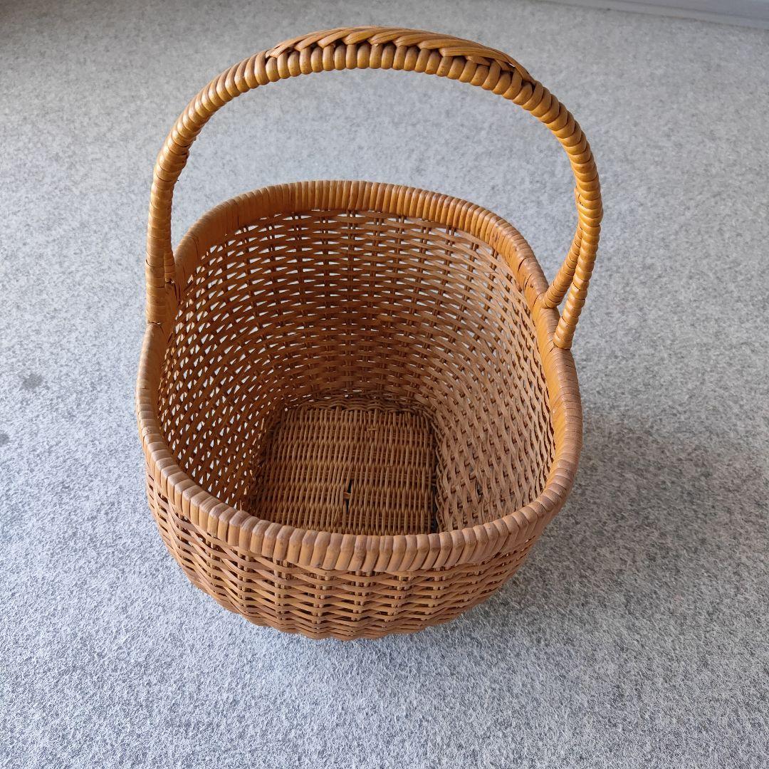 ウィッカー製ブラウンバスケット - メルカリ