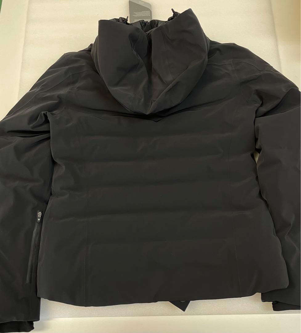 ダイネーゼ　スキーダウンジャケット　新品