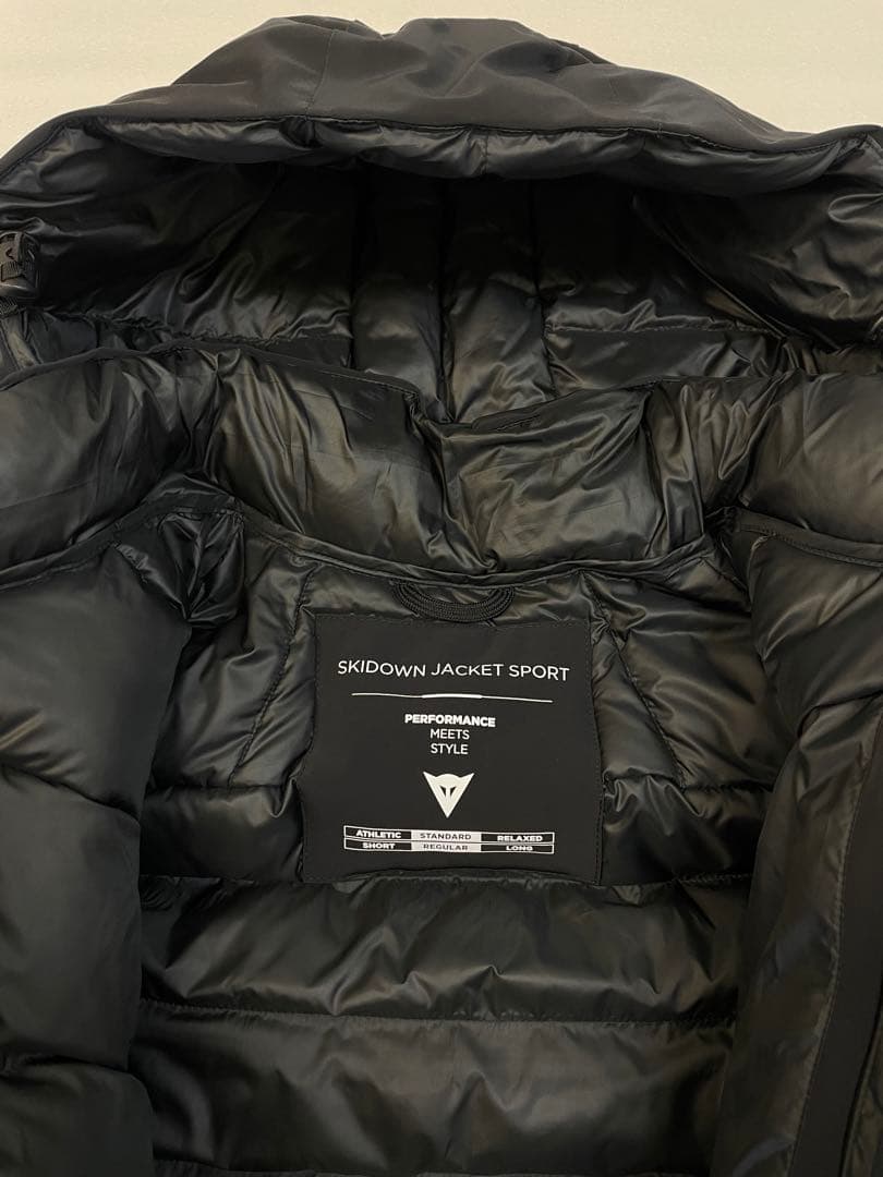 ダイネーゼ　スキーダウンジャケット　新品