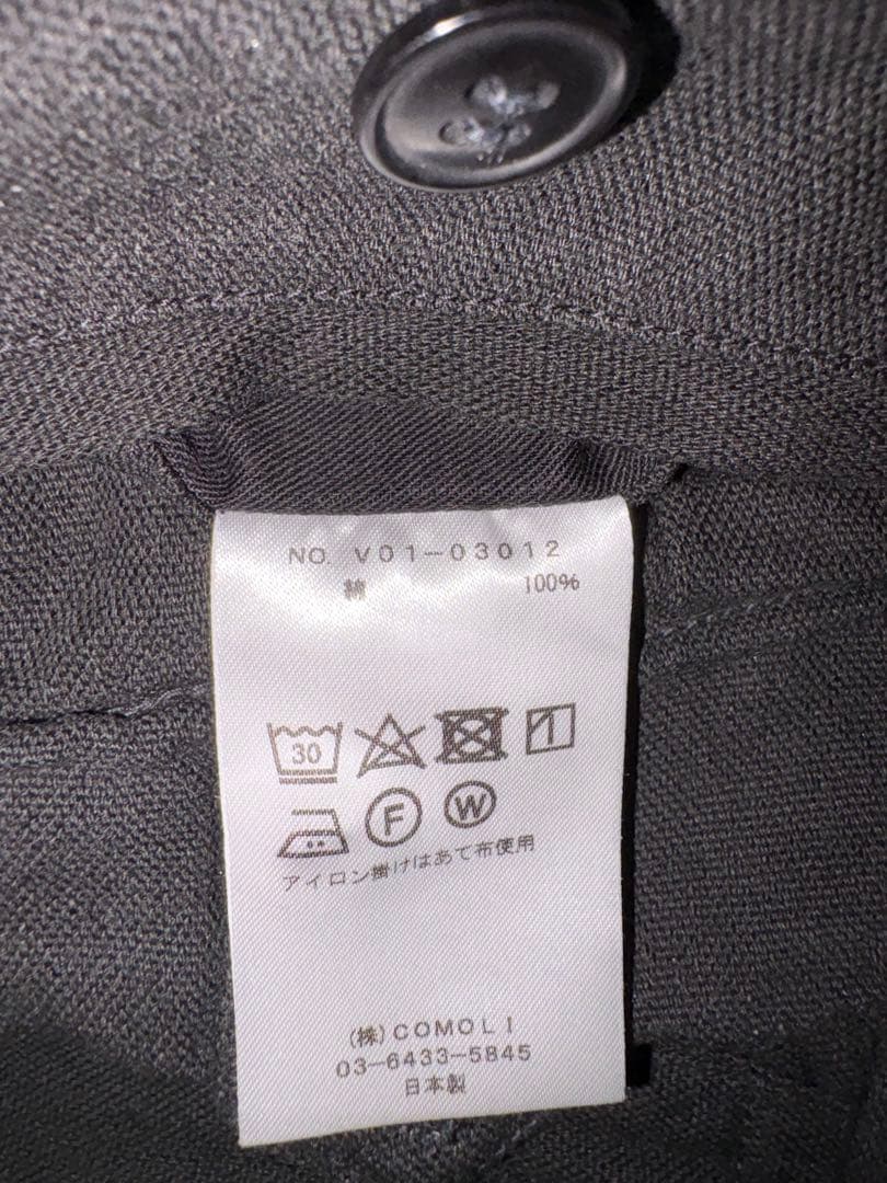 COMOLI ブラック6Pパンツ 2