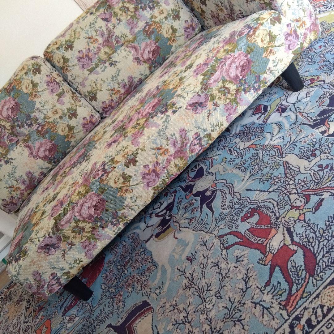 ベルーナ　花柄 2人掛けソファー