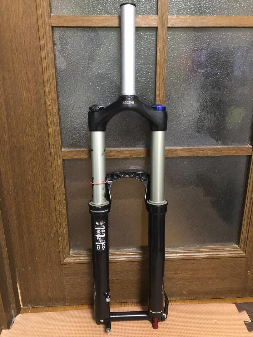 パーツ ROCKSHOX Sektor RL 26inch 20X110mm 1 1/8