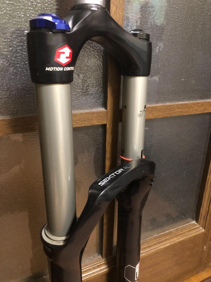 パーツ ROCKSHOX Sektor RL 26inch 20X110mm 1 1/8