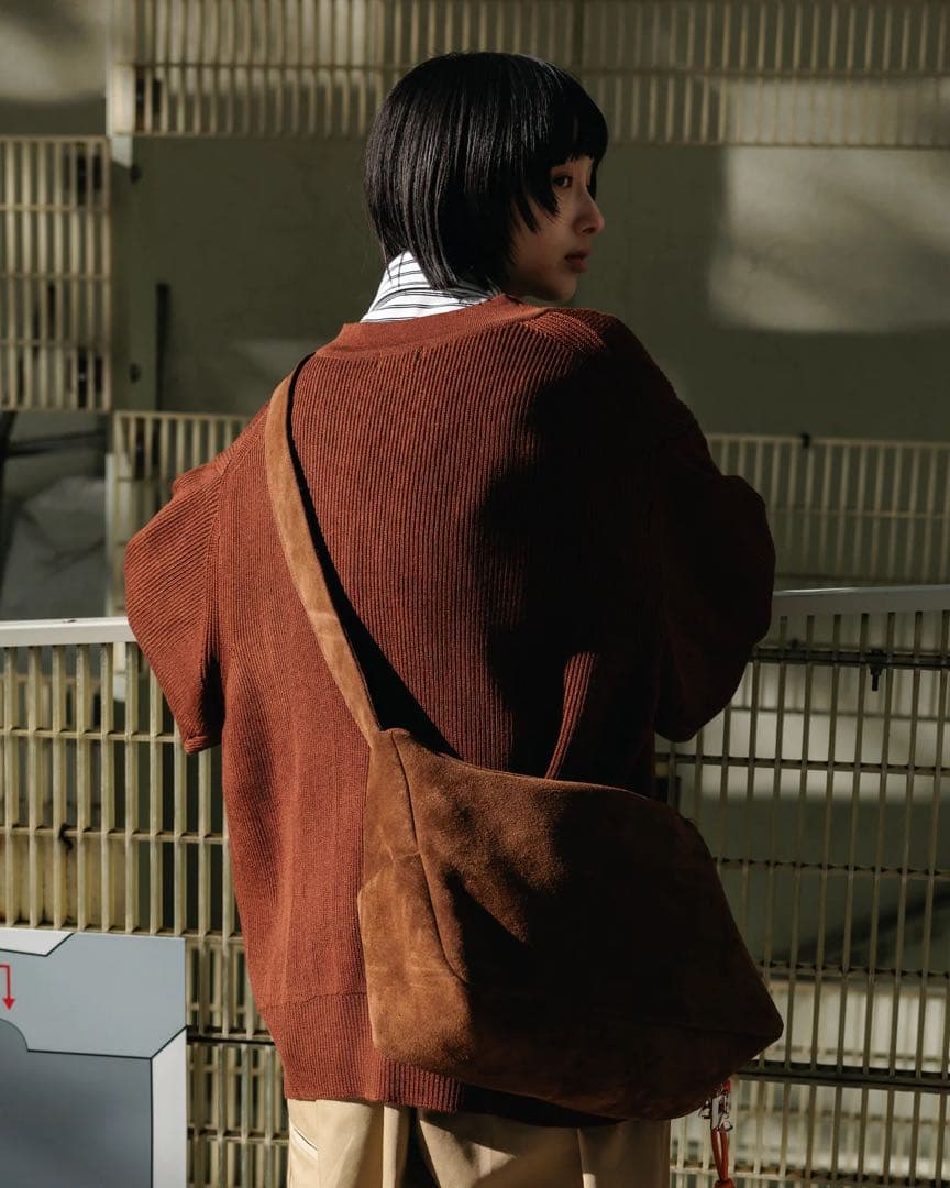 【即完】CLESSTE SUEDE HOLIDAY BAG (BROWN)