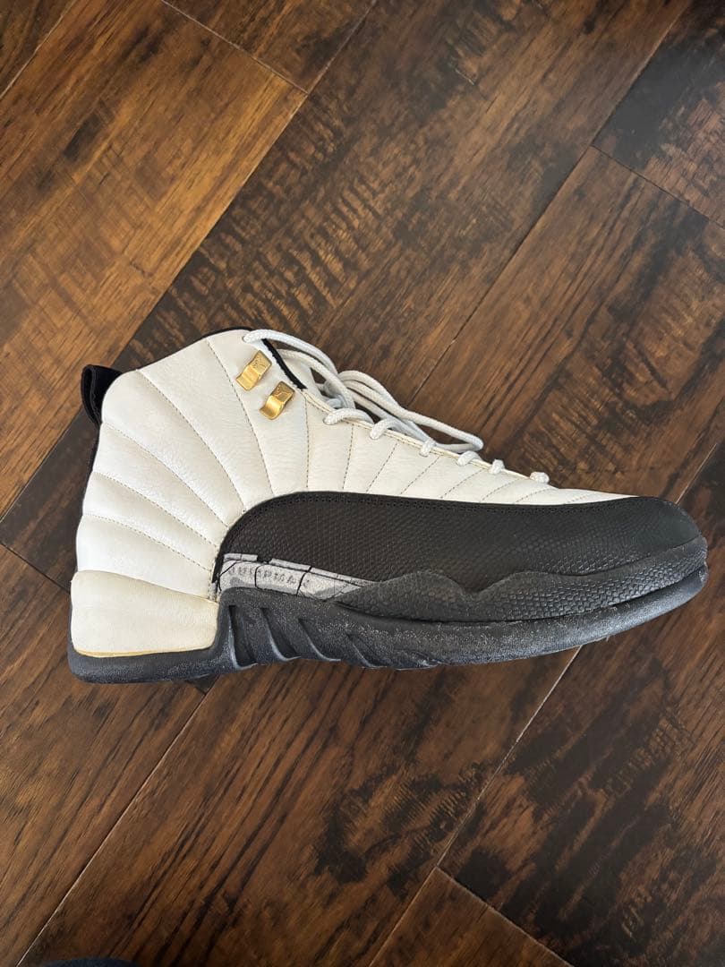 た*く様 Air Jordan 12 ホワイト/ブラック