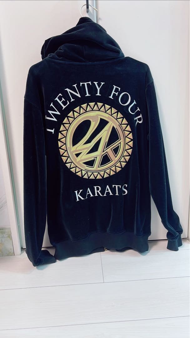 EXILE 24karats ベロアジャージ上下 直筆サイン入り - メルカリ