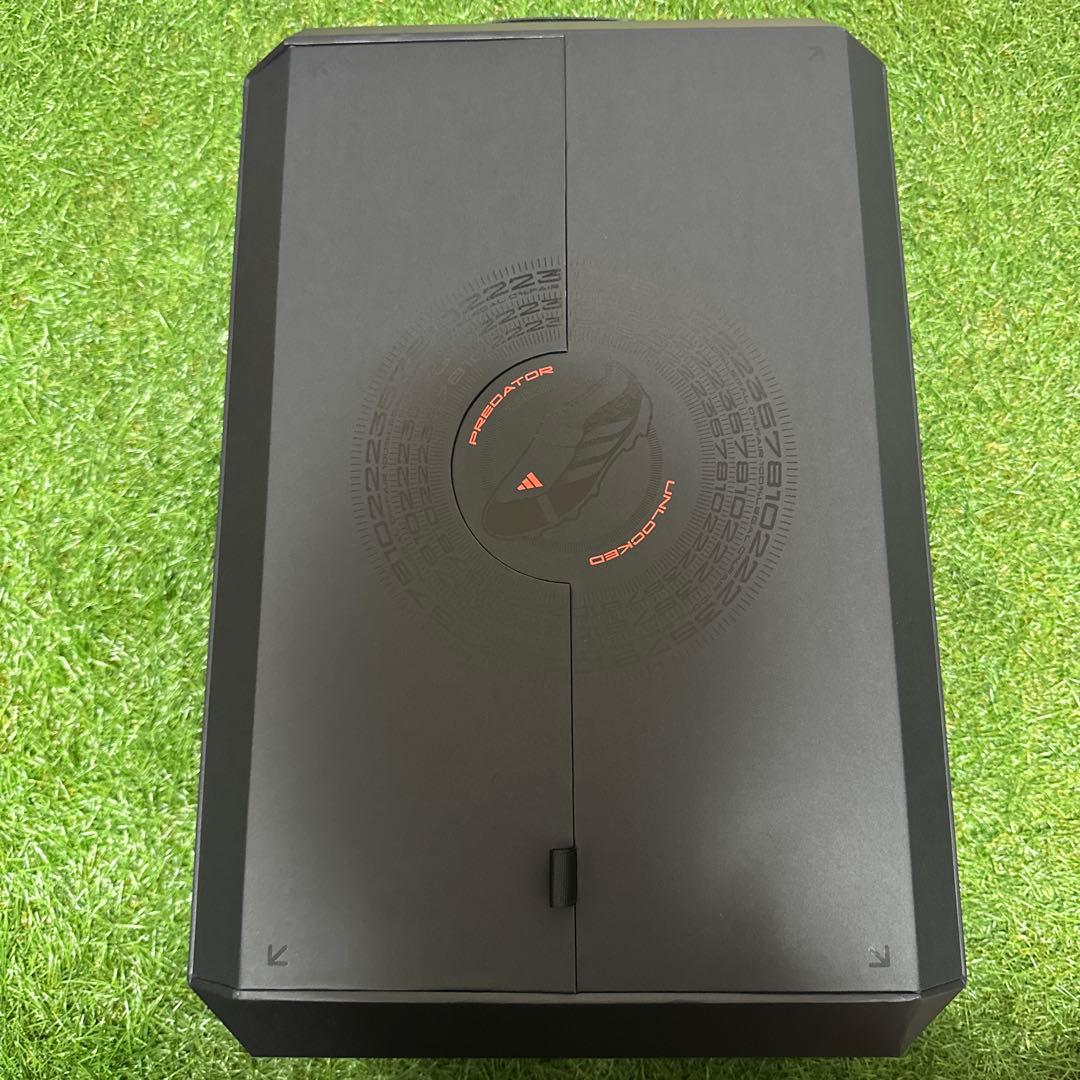 【限定品】プレデター ELITE FT FG UNLOCKED 25.5cm