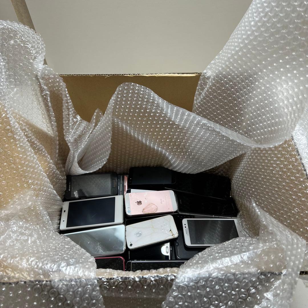 iPhone ガラケー　スマホ本体　80台セット　ジャンク品