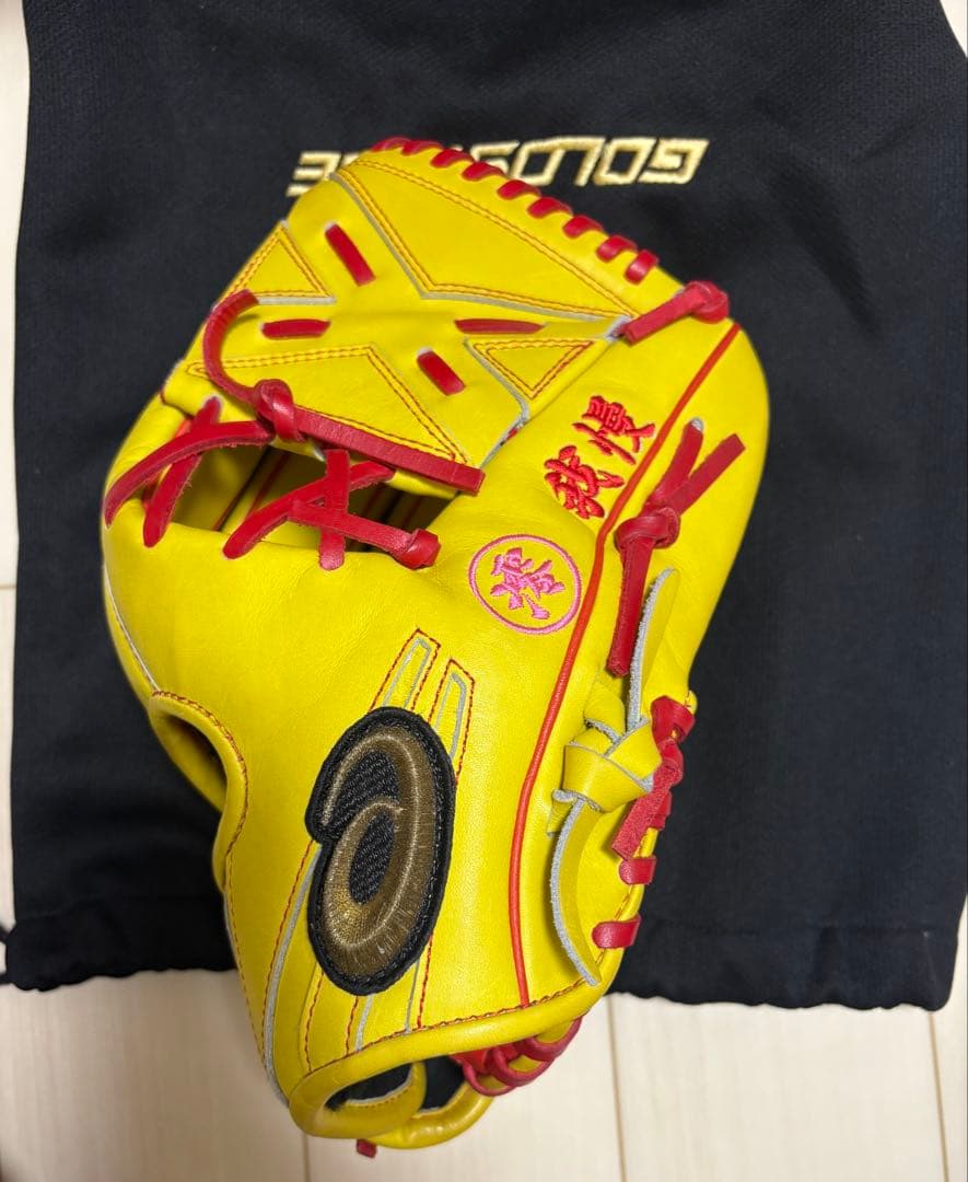 アシックス　ゴールドステージ　内野手用グローブ
