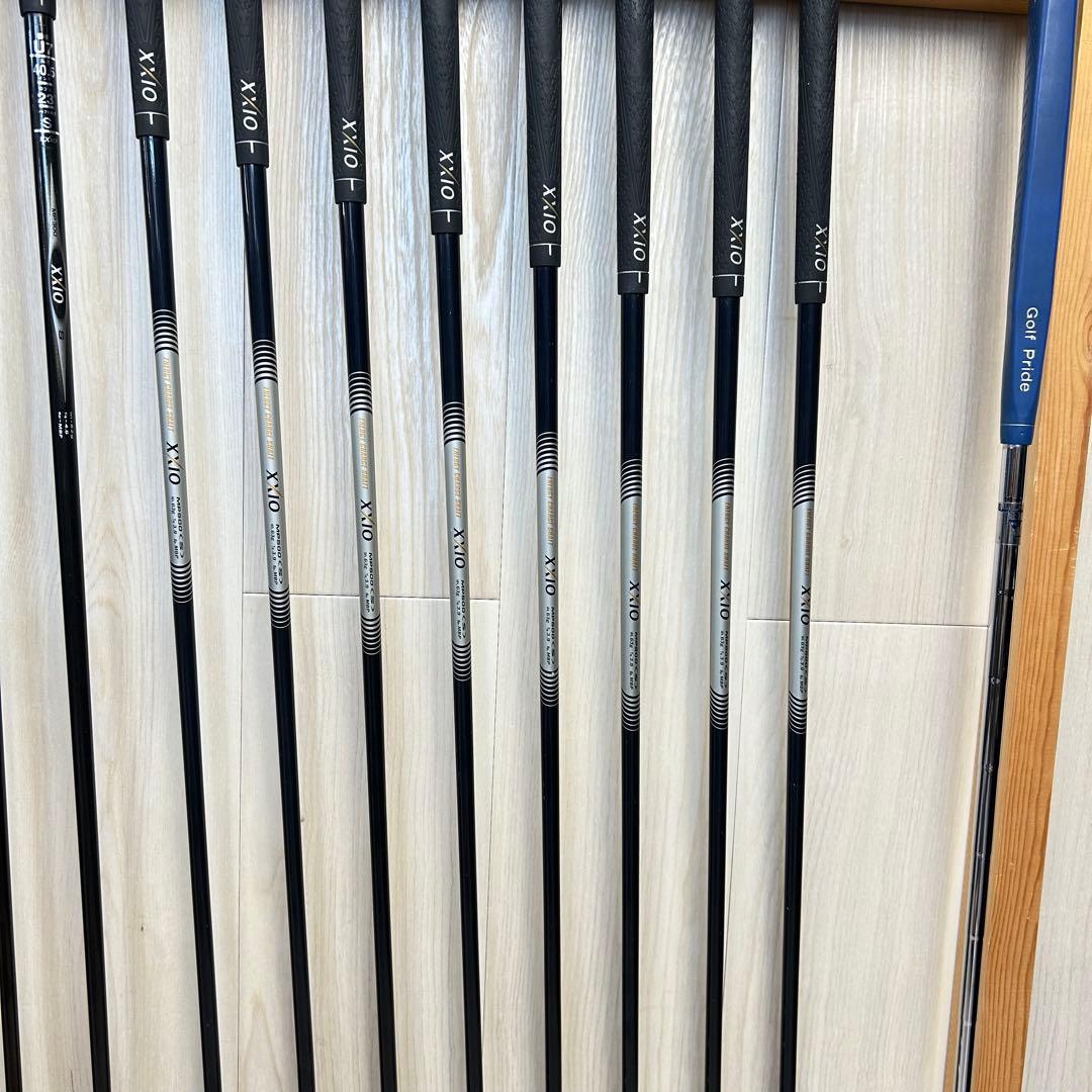 【メンズ右】ゼクシオ　メンズゴルフセット maruman