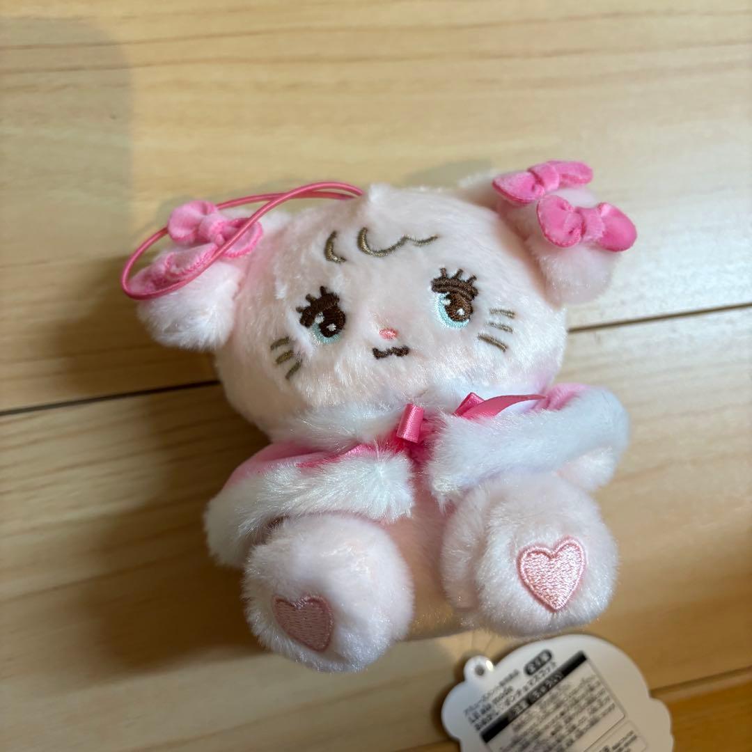 おめかし♡ポンチョマスコット mikko illustrations キャミー - メルカリ