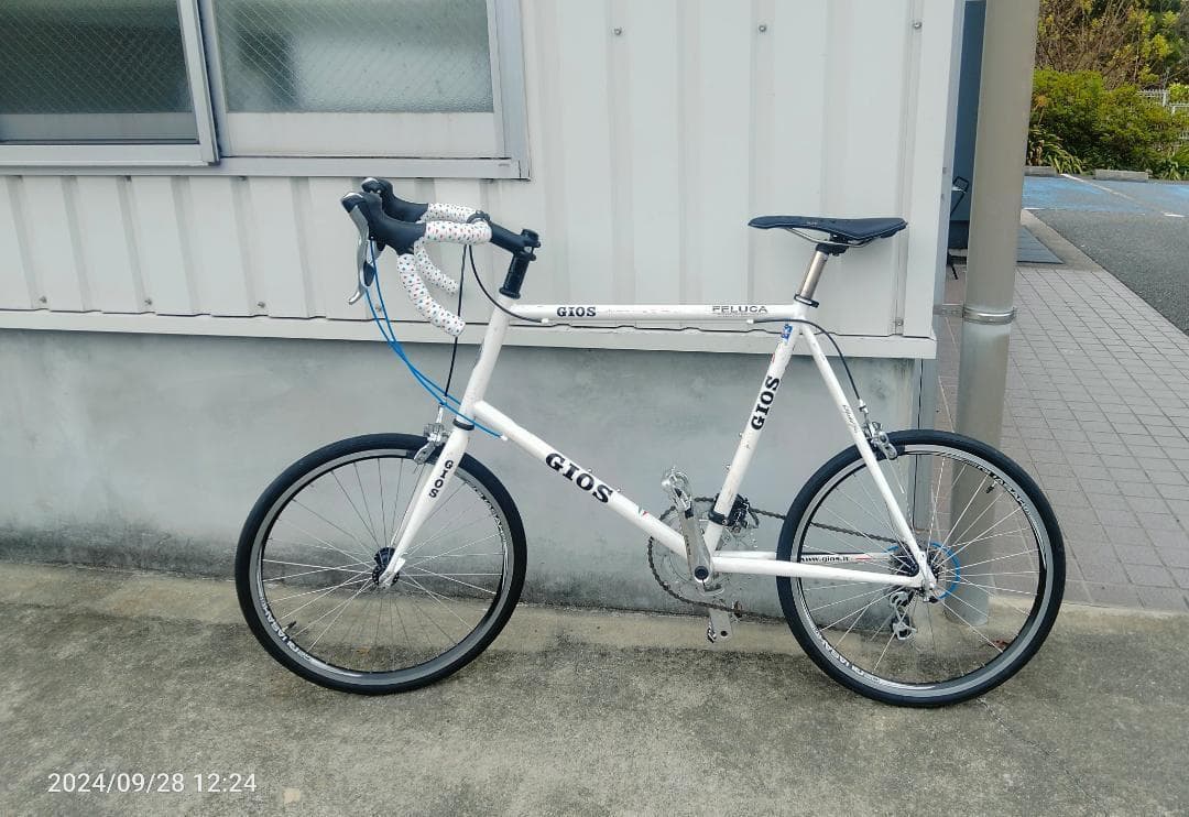 QUASAR 「クエーサー」 Q2-451 20インチ ホイールとタイヤセット