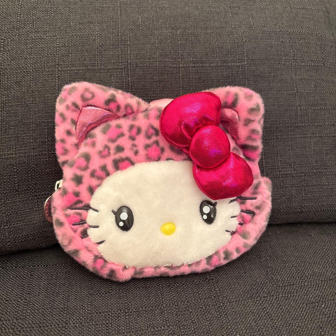 ハローキティ ヒョウ柄ポーチキーホルダー - メルカリ