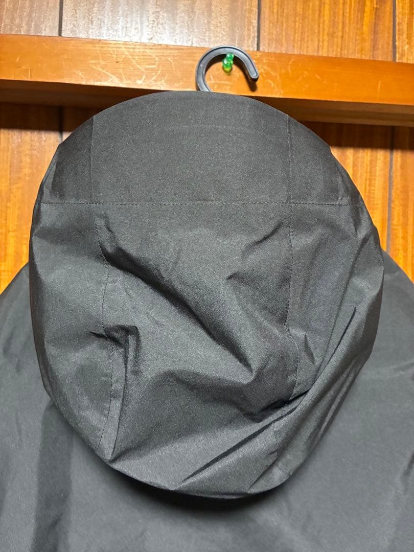 完売品！パタゴニア ライトウェイトストームシャドージャケット　メンズS 黒