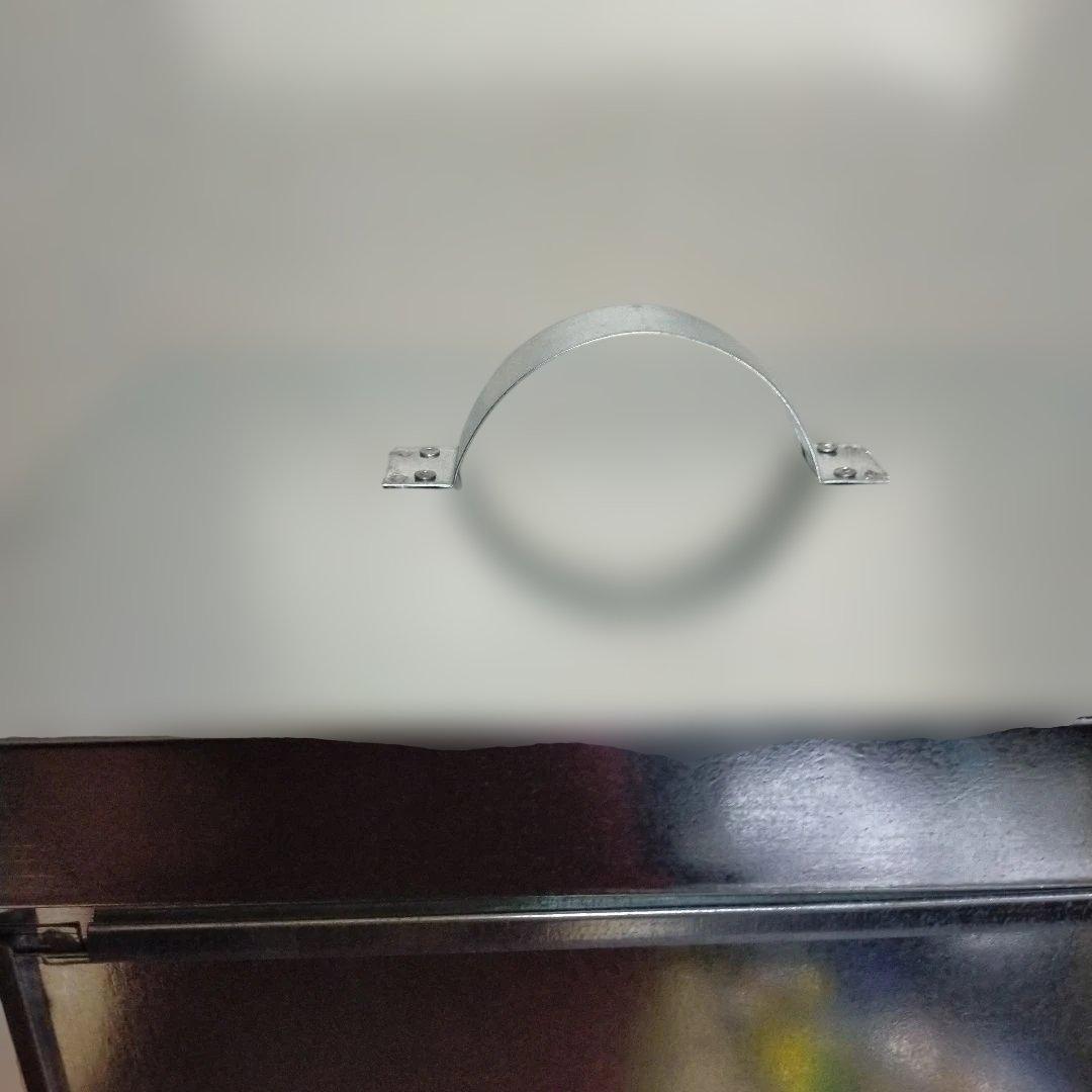 【新品・未使用!!】亜鉛引き鉄板　燻製器　ドア3つ　4段棚