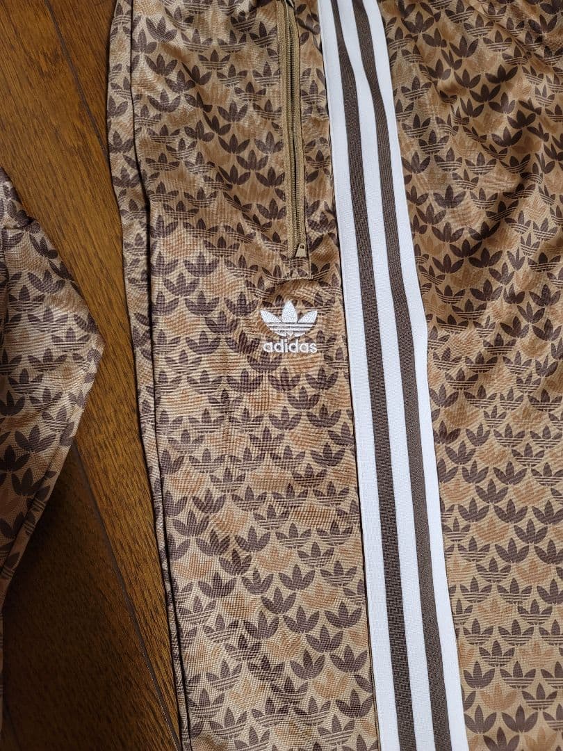 アディダス　 モノグラム　ジャージ　パンツ　トラックジャケット