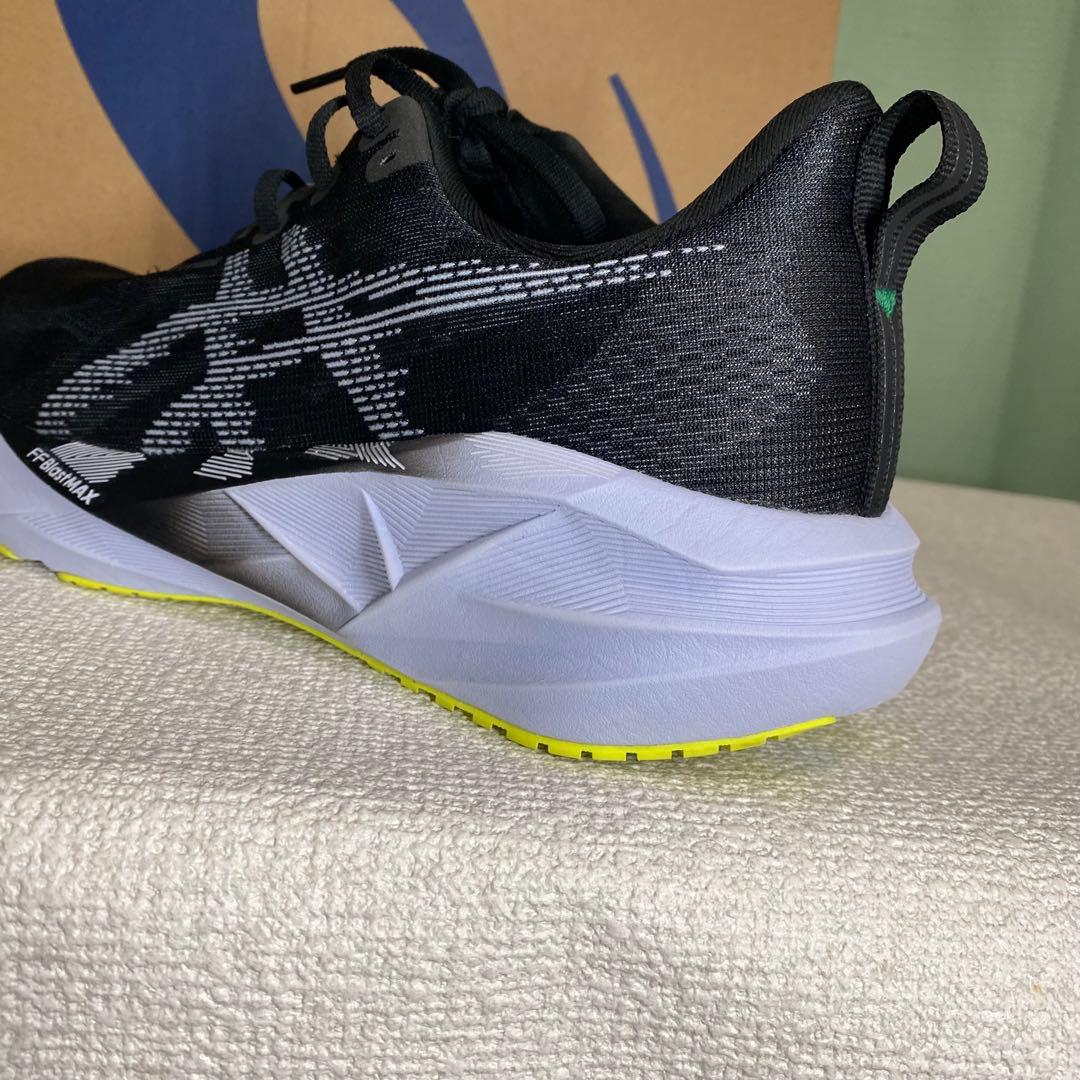 アシックス NOVABLAST 5 27.5cm ノヴァブラスト5