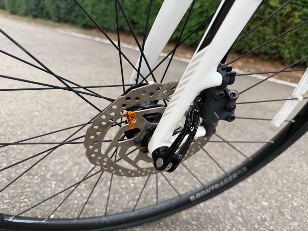 TREK FX3 ホワイト