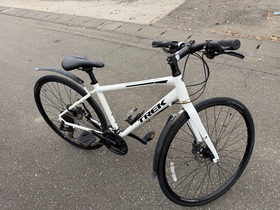 TREK FX3 ホワイト