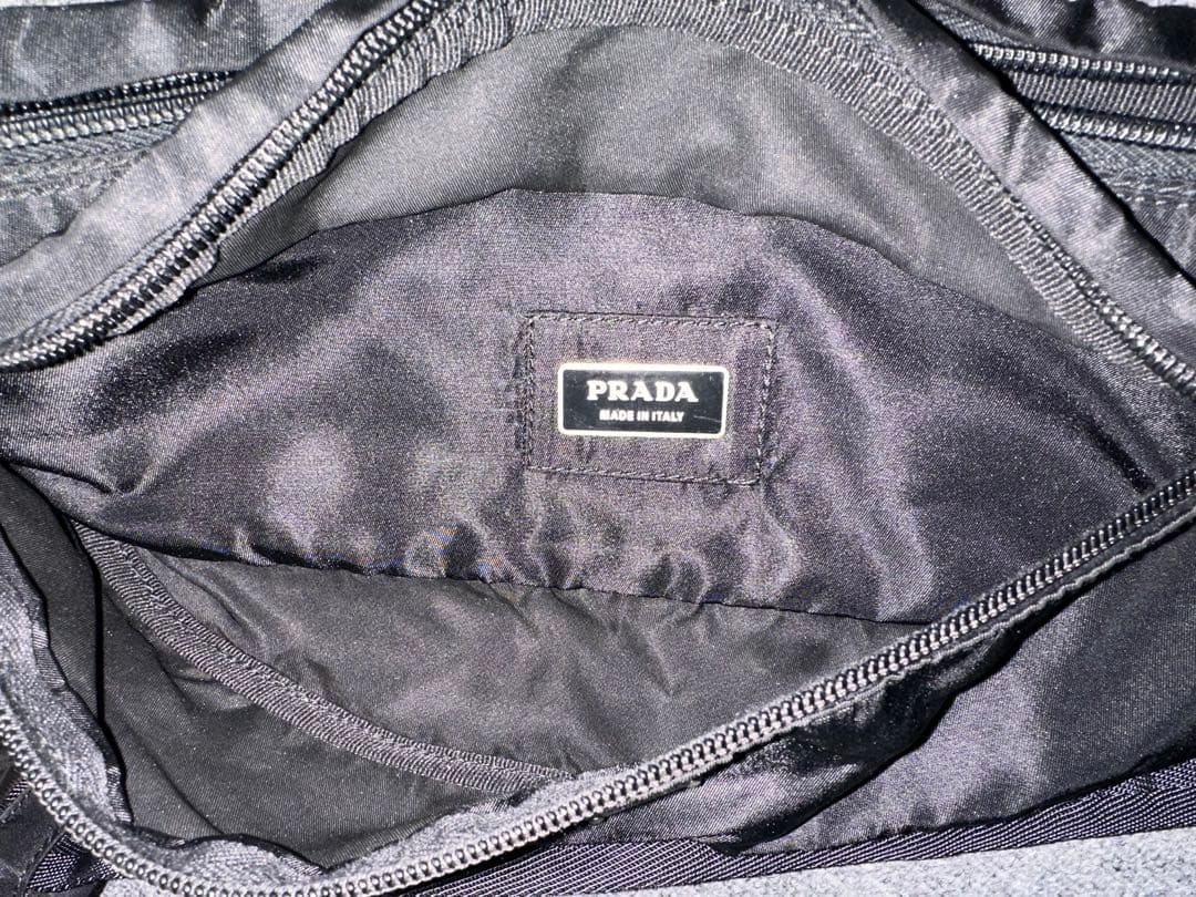 最終値下げ‼️PRADAウエストポーチ　ブラック