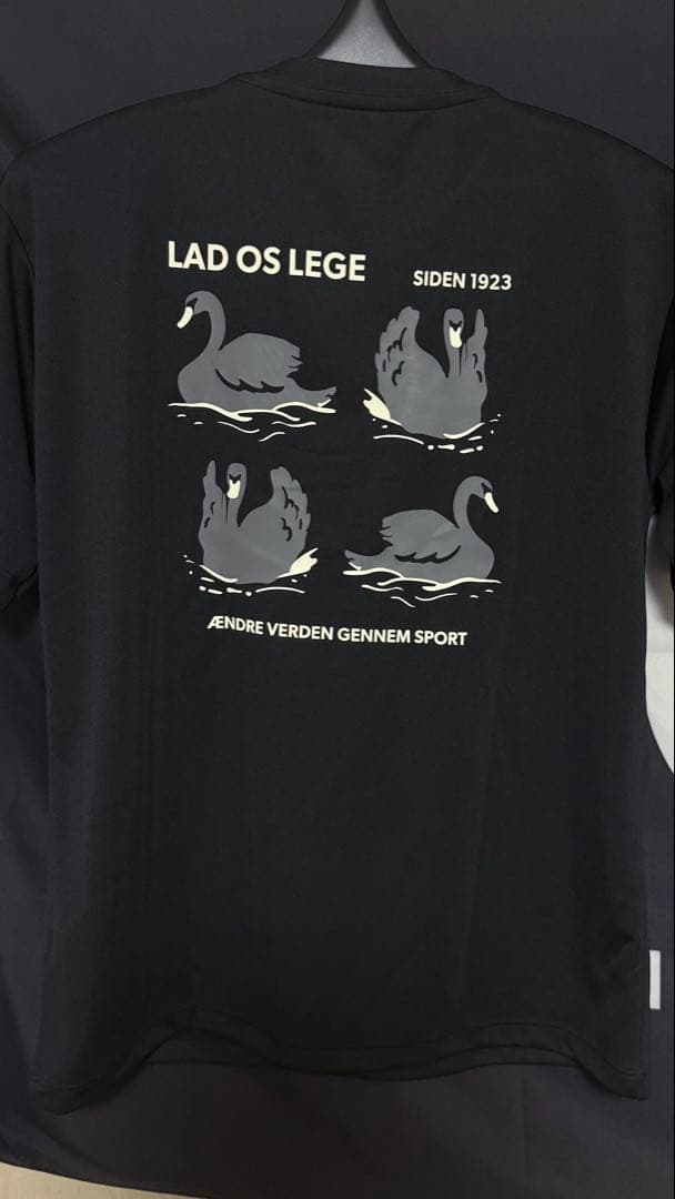 【新品未使用　sold out品】ガンバ大阪 hummel 半袖Tシャツ