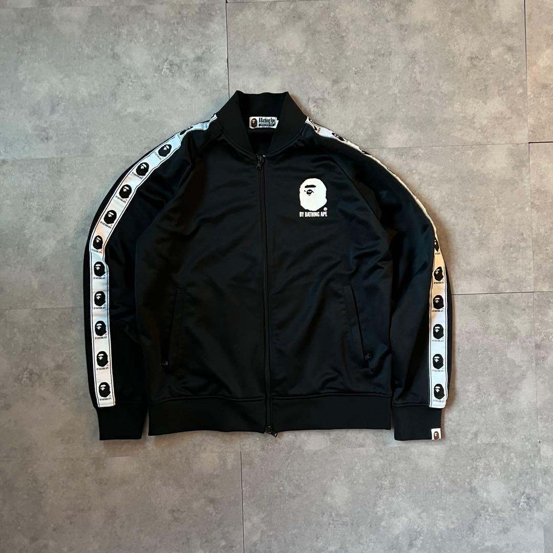 【レア商品‼️】APE トラックジャケット　黒　M