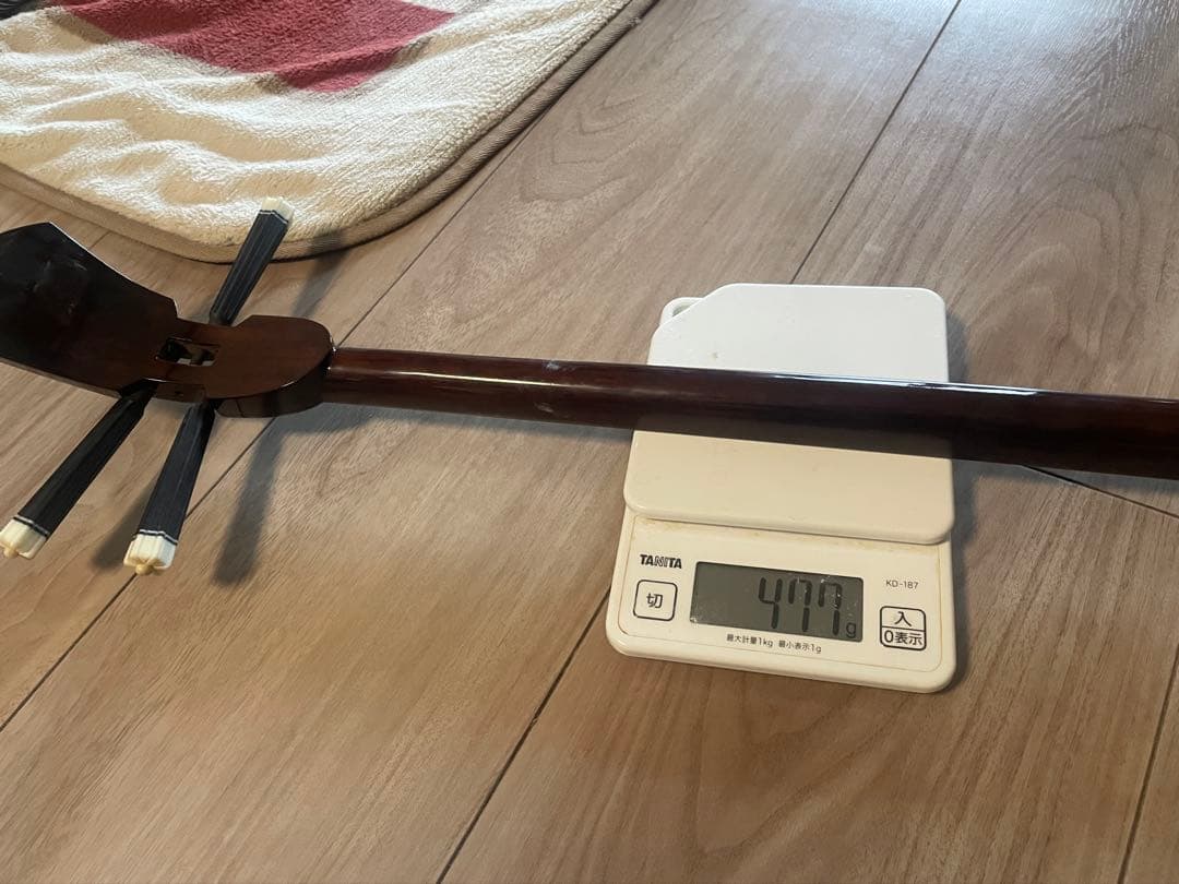 三線 本体 強化張り 木目の綺麗な三線 スタンド付き