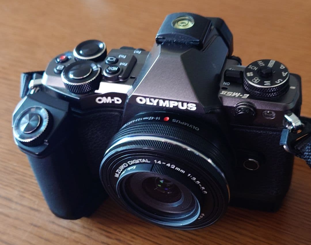 【美品】M.ZUIKO DIGITAL 14-42mm f/3.5-5.6