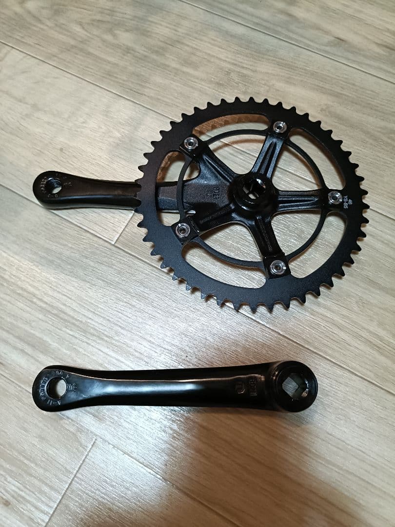 Sugino クランク 46T　シングル　厚歯 スクエアテーパー