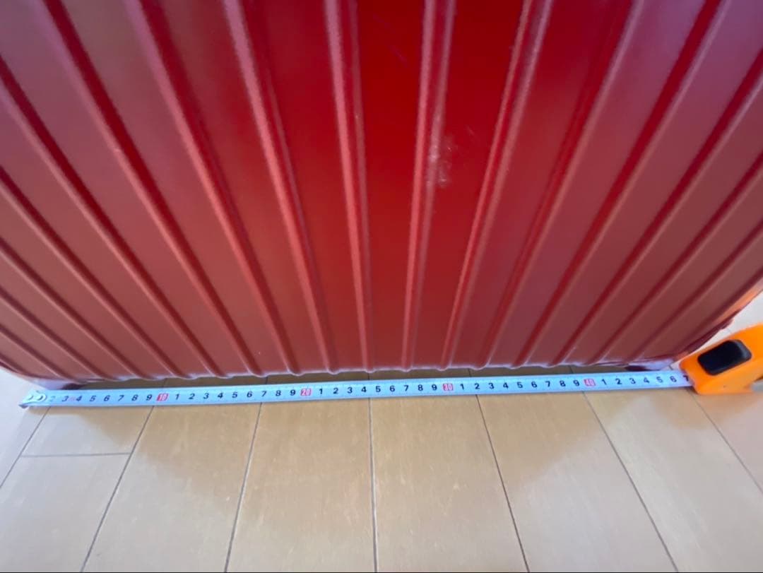 リモワスーツケースです。80-90リットル。