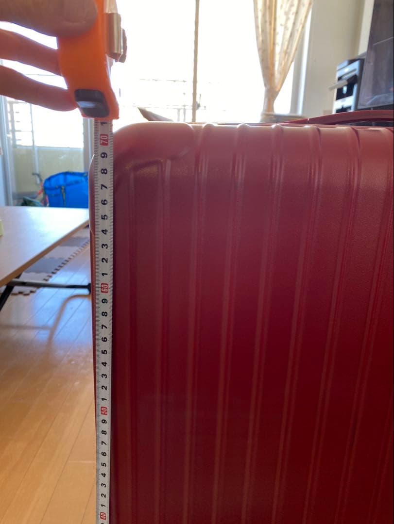 リモワスーツケースです。80-90リットル。