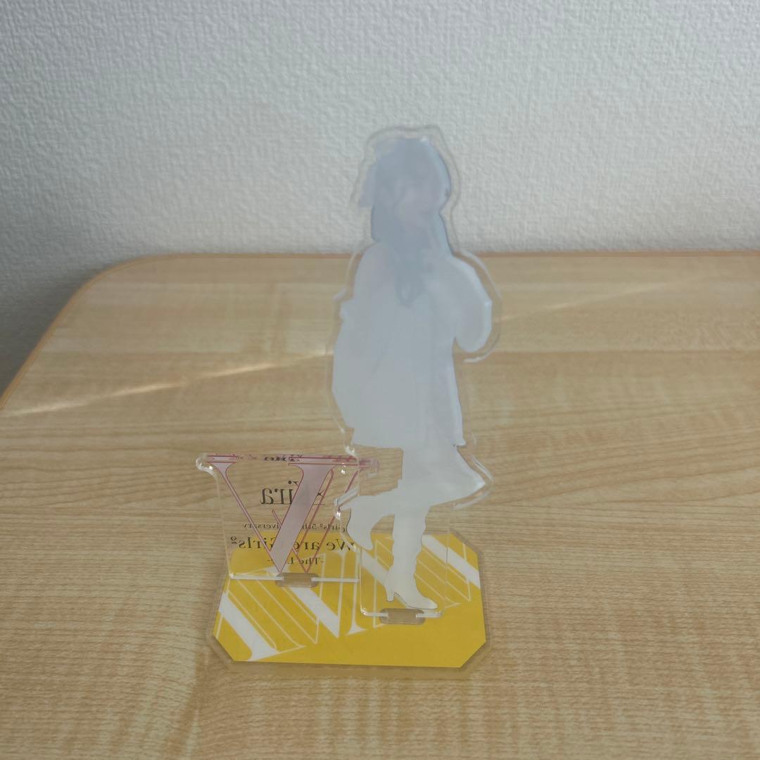 Girls2 山口綺羅 アクリルスタンド - メルカリ