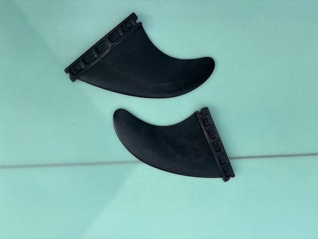 超極上　ブラックバードサーフボード6.4 ミッドレングス